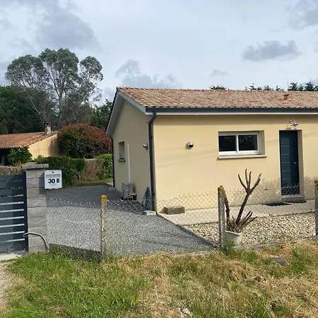 Maison Au Calme A 900m Du Bourg *