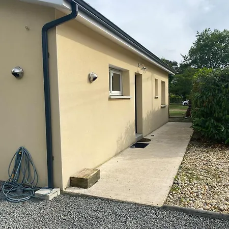 Maison Au Calme A 900m Du Bourg Σπίτι διακοπών